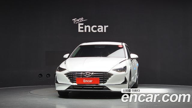 Hyundai Sonata (DN8) 2.0 Premium Family 2020 — фото 3