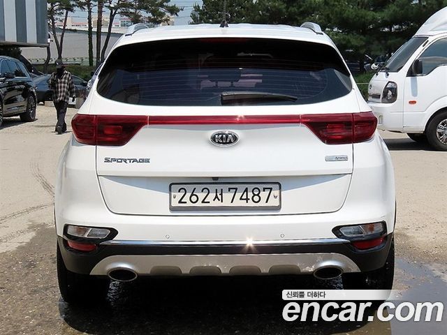 Kia Sportage The Bold Diesel 2.0 2WD Prestige 2019 — фото 4