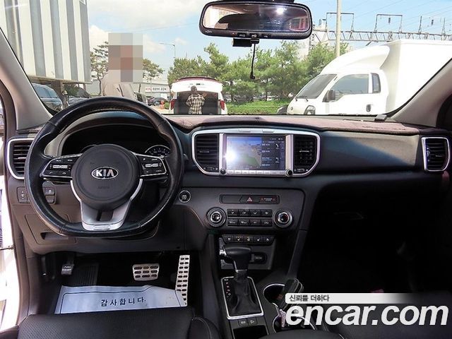 Kia Sportage The Bold Diesel 2.0 2WD Prestige 2019 — фото 5