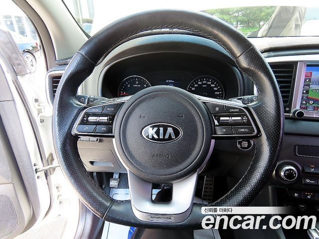 Kia Sportage The Bold Diesel 2.0 2WD Prestige 2019 — фото 7
