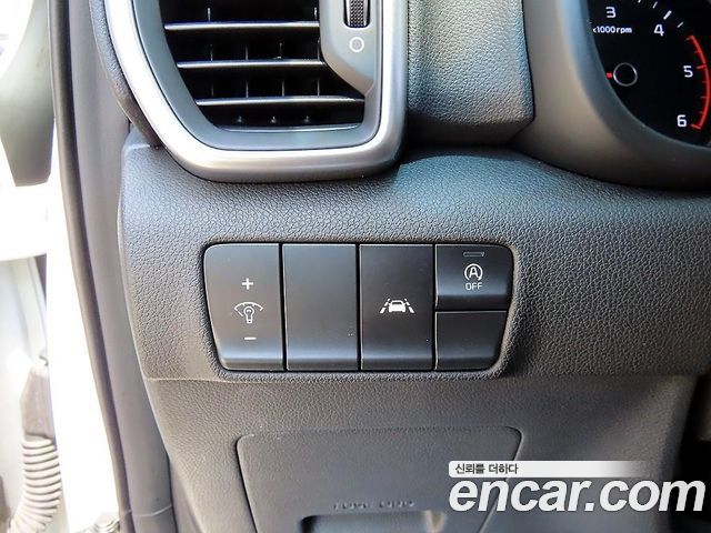 Kia Sportage The Bold Diesel 2.0 2WD Prestige 2019 — фото 17