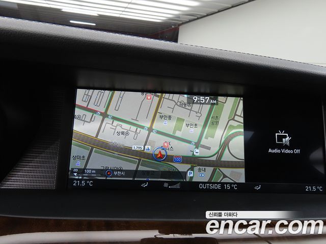 Genesis EQ900 3.3 T-GDI AWD Premiun Luxury 2016 — фото 10