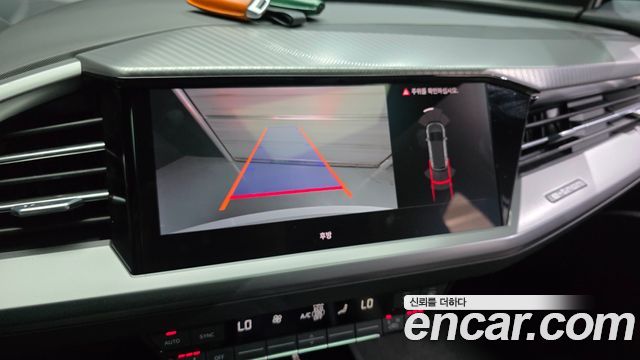 Audi Q4 e-tron (F4) 40 Premium 2023 — фото 15