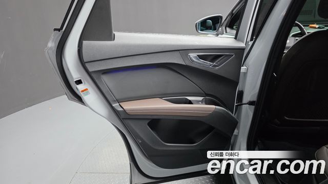 Audi Q4 e-tron (F4) 40 Premium 2023 — фото 25