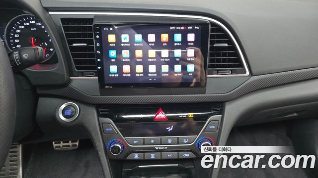 Hyundai Avante (AD) 1.6 Turbo Sport 2018 — фото 12