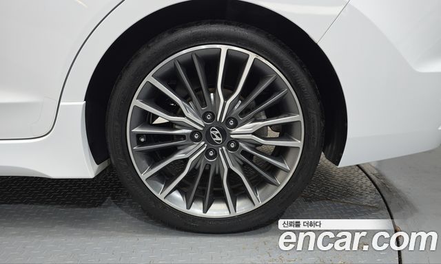 Hyundai Avante (AD) 1.6 Turbo Sport 2018 — фото 21
