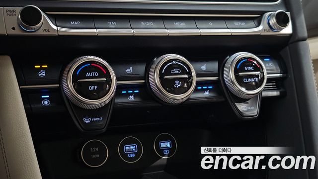 Genesis G70 Gasoline 2.0T 2WD 2021 — фото 18