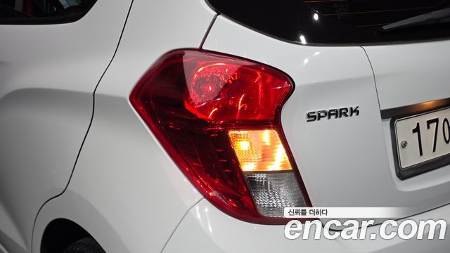 Chevrolet Spark LT 2019 — фото 23
