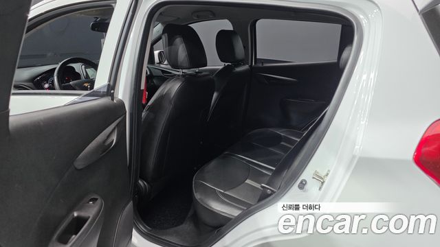Chevrolet Spark LT 2019 — фото 26