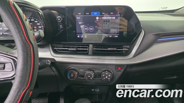 Chevrolet Trax Crossover 1.2 LS 2024 — фото 16