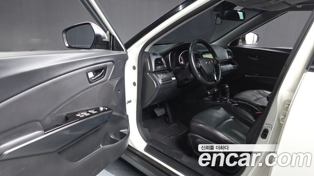 KG Mobility (SsangYong) Tivoli Air Diesel IX 2WD 2016 — фото 10