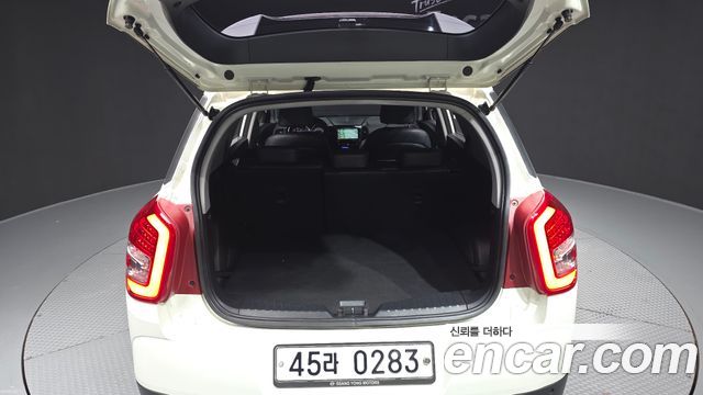 KG Mobility (SsangYong) Tivoli Air Diesel IX 2WD 2016 — фото 24
