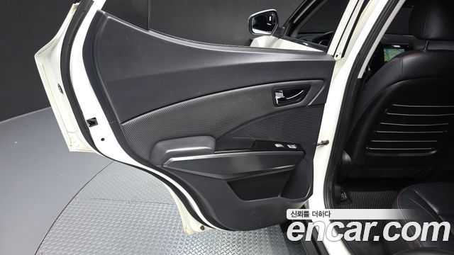 KG Mobility (SsangYong) Tivoli Air Diesel IX 2WD 2016 — фото 31