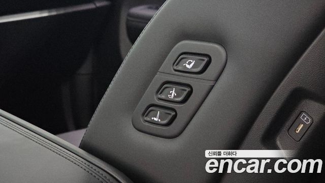 Hyundai Santa Fe (MX5) Gasoline 2.5T 2WD Calligraphy 2025 — фото 37