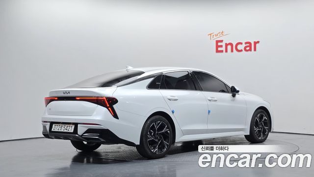 Kia K5 (III) 2.0 Prestige 2024 — фото 2