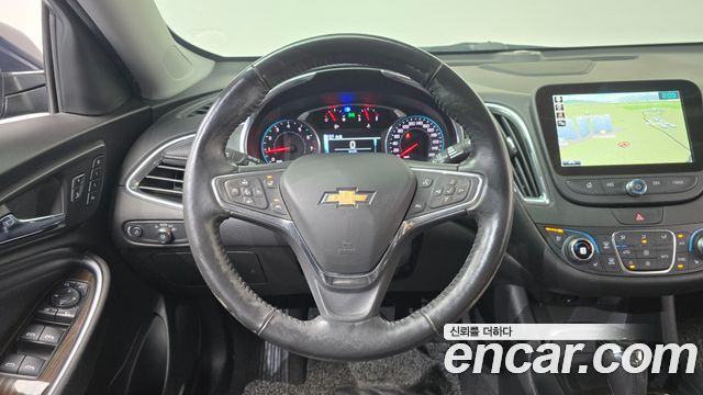 Chevrolet Malibu 2.0 Turbo LTZ Premium 2018 — фото 12