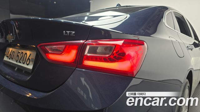 Chevrolet Malibu 2.0 Turbo LTZ Premium 2018 — фото 23