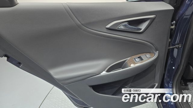Chevrolet Malibu 2.0 Turbo LTZ Premium 2018 — фото 25