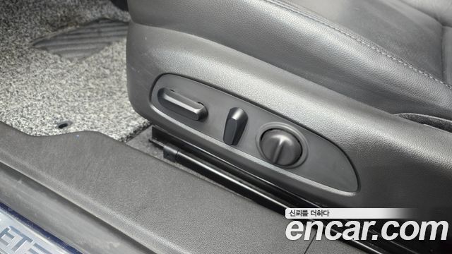 Chevrolet Malibu 2.0 Turbo LTZ Premium 2018 — фото 32