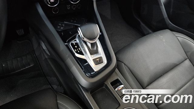 Renault Korea XM3 1.6 E-TECH Inspire e-shifter 2023 — фото 9