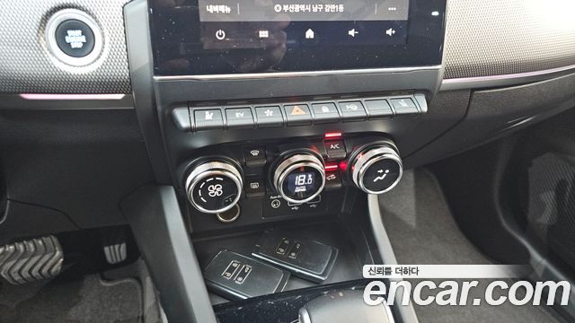 Renault Korea XM3 1.6 E-TECH Inspire e-shifter 2023 — фото 17