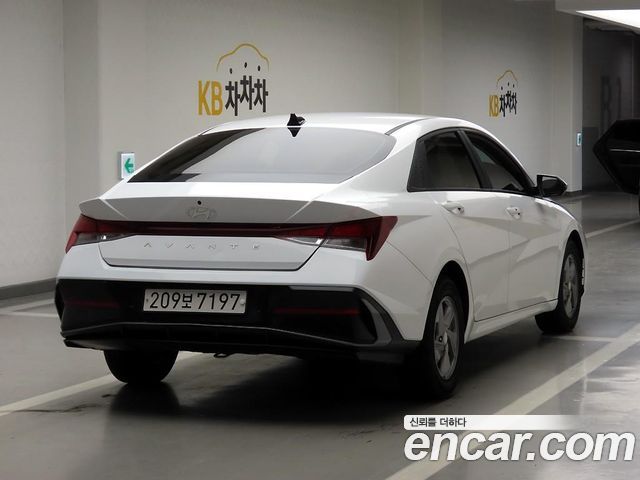 Hyundai Avante (CN7) 1.6 Smart 2024 — фото 4