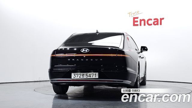 Hyundai Grandeur (GN7) 2,5 Gasoline 2WD Exclusive 2023 — фото 4