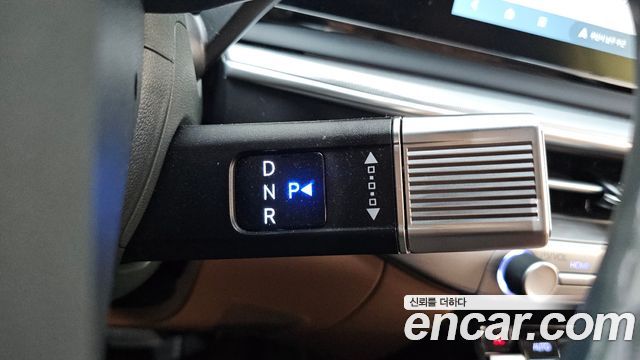 Hyundai Grandeur (GN7) 2,5 Gasoline 2WD Exclusive 2023 — фото 9