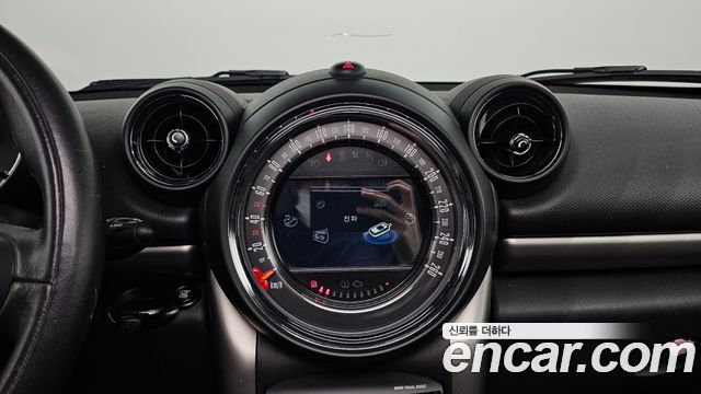 MINI Cooper D Countryman ALL4 1st 2016 — фото 13