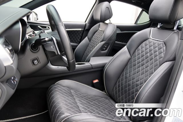 Genesis G70 2.0T AWD Sport Package 2019 — фото 6