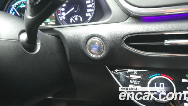 Hyundai Sonata Hybrid (DN8) Premium Plus 2023 — фото 19