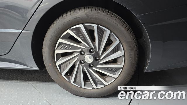 Hyundai Sonata Hybrid (DN8) Premium Plus 2023 — фото 21