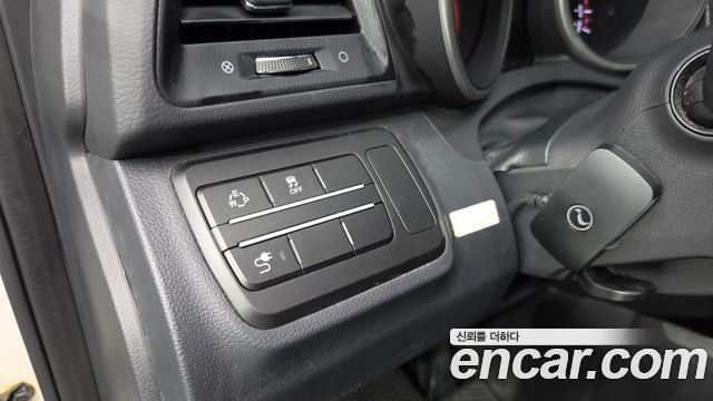 KG Mobility (SsangYong) Tivoli Air Diesel IX 2WD 2017 — фото 30