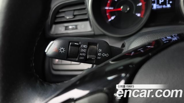 KG Mobility (SsangYong) Tivoli Air Diesel IX 2WD 2017 — фото 32