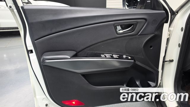 KG Mobility (SsangYong) Tivoli Armor VX 2WD 2019 — фото 24