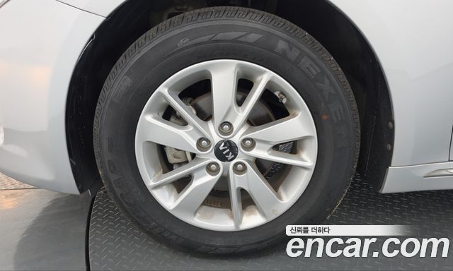Kia K5 (II) LPI MX Luxury 2018 — фото 5
