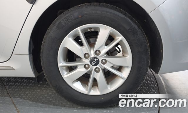 Kia K5 (II) LPI MX Luxury 2018 — фото 21