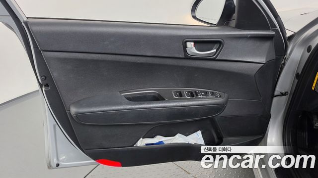Kia K5 (II) LPI MX Luxury 2018 — фото 24