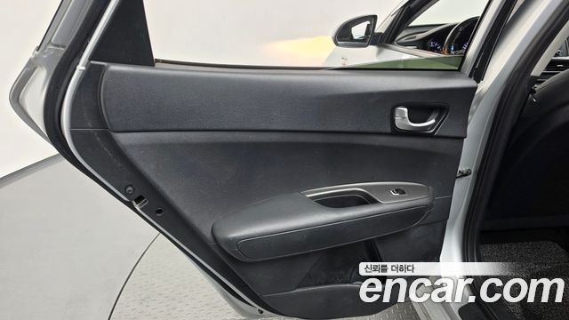 Kia K5 (II) LPI MX Luxury 2018 — фото 25