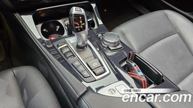 BMW 5 Series (F10) 520d xDrive M Aero Dynamic 2016 — фото 9