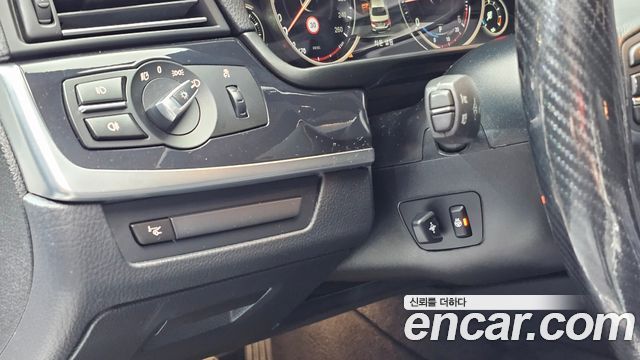 BMW 5 Series (F10) 520d xDrive M Aero Dynamic 2016 — фото 16