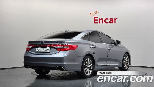 Hyundai Grandeur (HG) HG220 Diesel Premium 2015 — фото 2