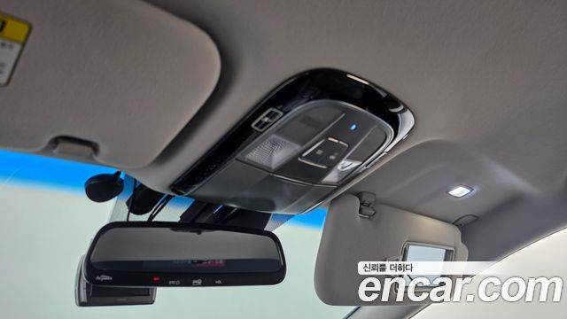Hyundai Grandeur (HG) HG220 Diesel Premium 2015 — фото 16
