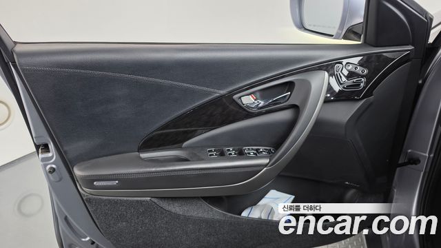 Hyundai Grandeur (HG) HG220 Diesel Premium 2015 — фото 24