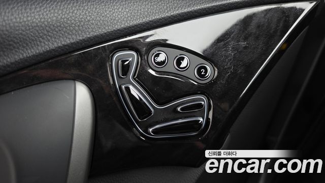 Hyundai Grandeur (HG) HG220 Diesel Premium 2015 — фото 29