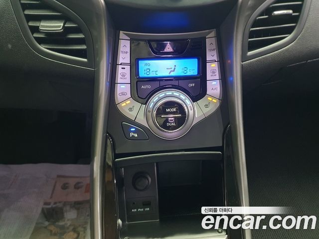 Hyundai Avante (MD) M16 GDI Luxury 2013 — фото 13