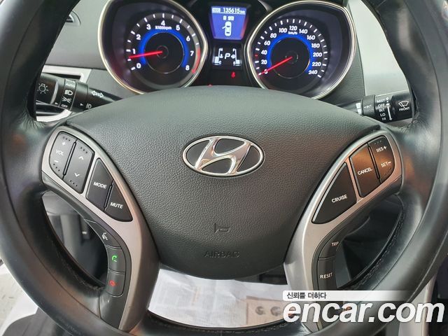 Hyundai Avante (MD) M16 GDI Luxury 2013 — фото 15