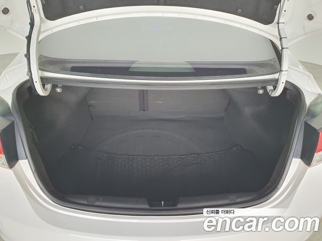Hyundai Avante (MD) M16 GDI Luxury 2013 — фото 20