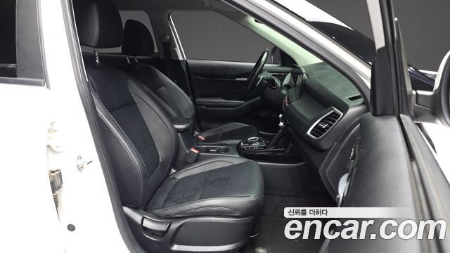 Kia Seltos Gasoline 1.6 Turbo 2WD Signature 2023 — фото 11