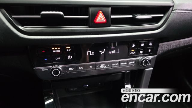 Kia Seltos Gasoline 1.6 Turbo 2WD Signature 2023 — фото 17